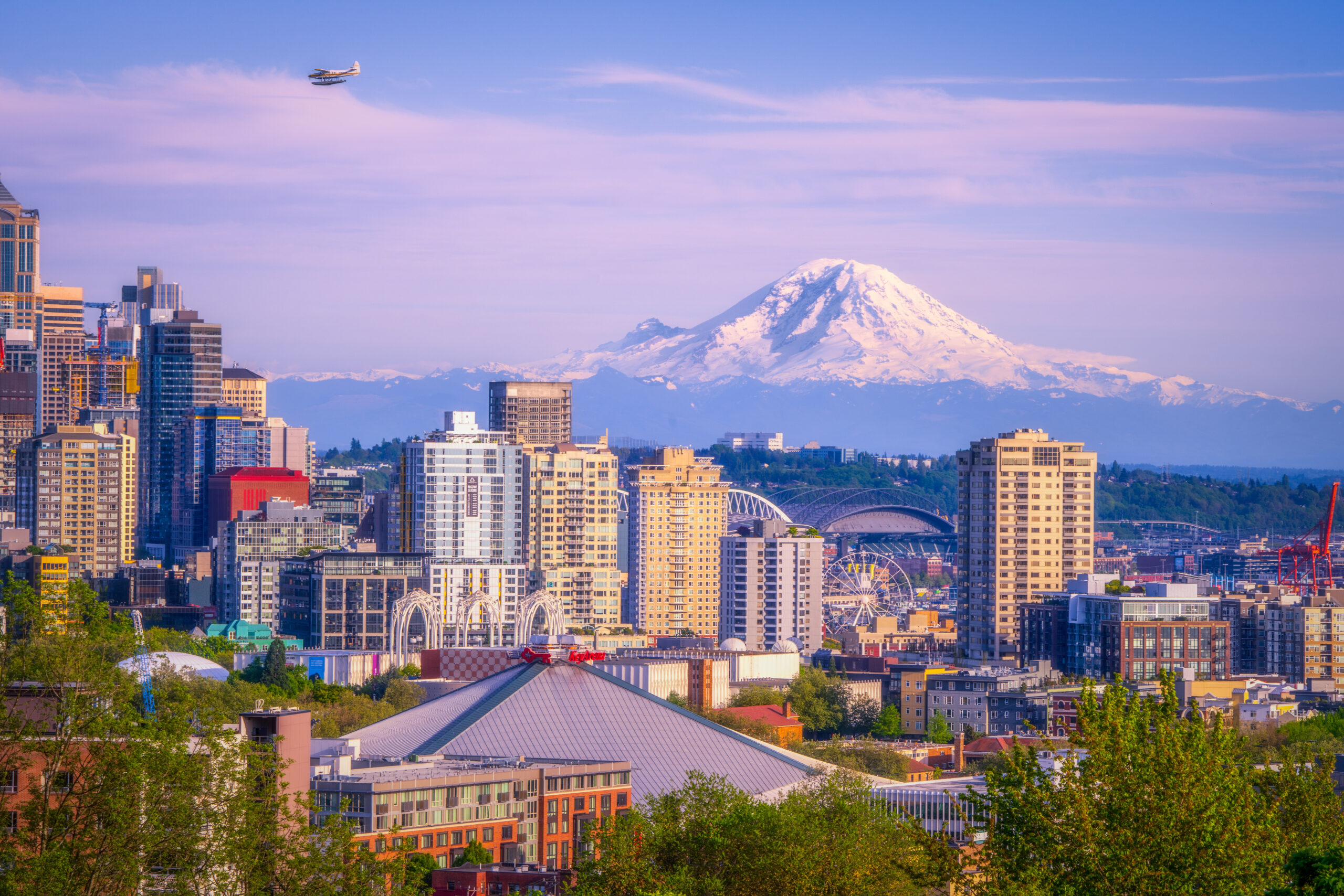 Seattle Washington Planes, Buildings And Mt Rainier